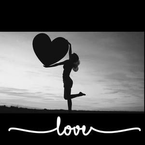 Meet your Posher, Leyla